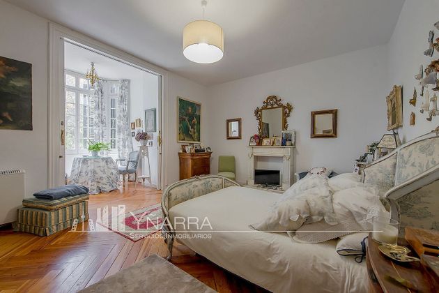 Foto 2 de Piso en venta en Abantos - Carmelitas de 4 habitaciones con garaje y jardín