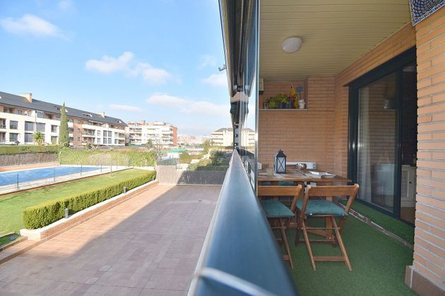 Foto 2 de Venta de piso en Prado de Somosaguas de 3 habitaciones con terraza y piscina