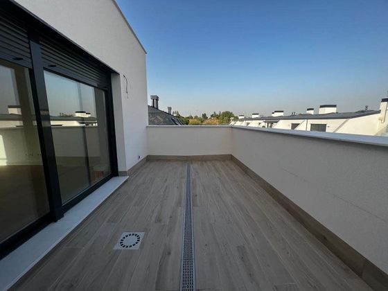 Foto 1 de Casa adossada en lloguer a Palomas de 4 habitacions amb terrassa i aire acondicionat