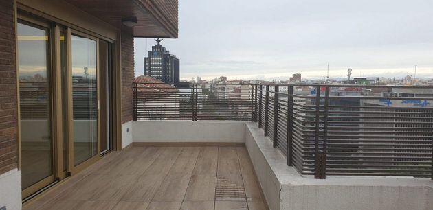 Foto 1 de Ático en alquiler en Castellana de 4 habitaciones con terraza y garaje