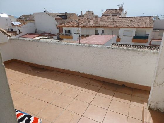 Foto 1 de Ático en venta en San Luis de Sabinillas de 3 habitaciones con terraza y ascensor