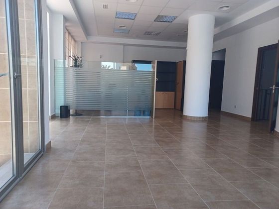 Foto 2 de Oficina en venda a San Luis de Sabinillas de 240 m²