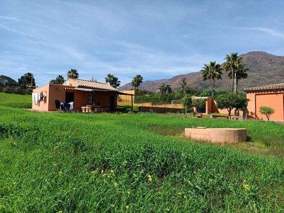 Foto 2 de Casa rural en venda a El Padrón - El Velerín - Voladilla de 3 habitacions amb terrassa
