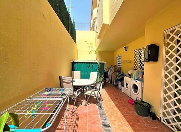 Foto 2 de Pis en venda a Chullera de 2 habitacions amb terrassa i piscina
