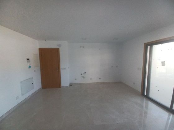 Foto 2 de Piso en venta en San Luis de Sabinillas de 1 habitación con garaje y ascensor