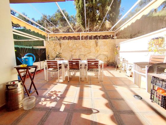 Foto 1 de Casa adossada en venda a Chilches – Cajiz de 4 habitacions amb terrassa i garatge