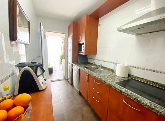 Foto 2 de Piso en venta en Algarrobo-Costa de 2 habitaciones con terraza y garaje