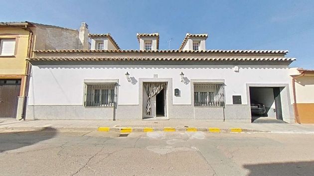 Foto 2 de Xalet en venda a Consuegra de 4 habitacions amb terrassa i garatge