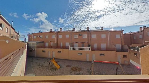 Foto 2 de Casa en venta en Huerta de Valdecarábanos de 4 habitaciones con aire acondicionado y calefacción