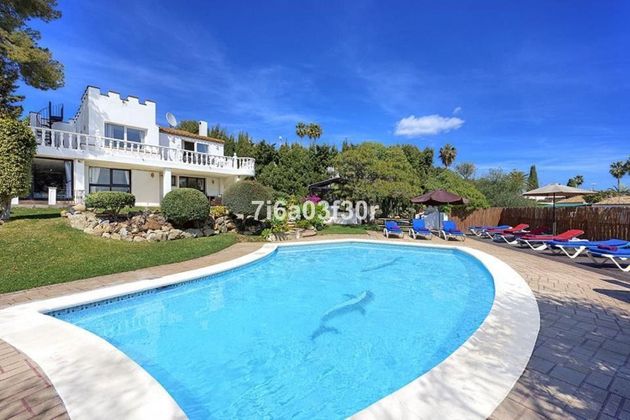 Foto 2 de Venta de chalet en Estepona Oeste - Valle Romano - Bahía Dorada de 5 habitaciones con terraza y piscina