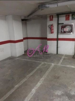 Foto 2 de Alquiler de garaje en Benicalap de 10 m²