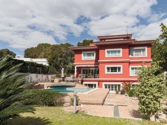Foto 2 de Xalet en venda a Campolivar de 7 habitacions amb terrassa i piscina