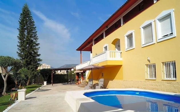 Foto 2 de Xalet en venda a Oliva pueblo de 7 habitacions amb terrassa i piscina