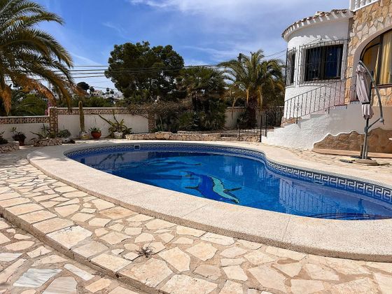 Foto 1 de Venta de chalet en Pinar del Advocat - Cometa de 5 habitaciones con terraza y piscina