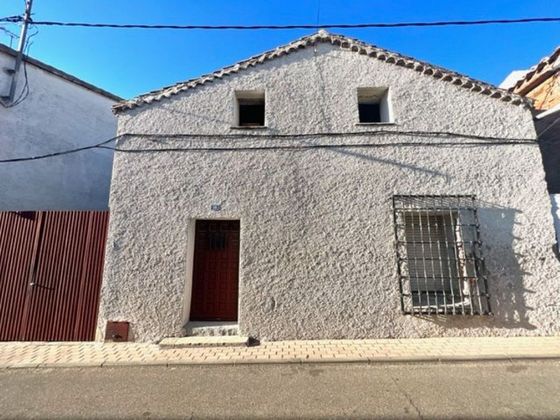 Foto 1 de Casa en venda a calle Lepanto de 4 habitacions i 142 m²