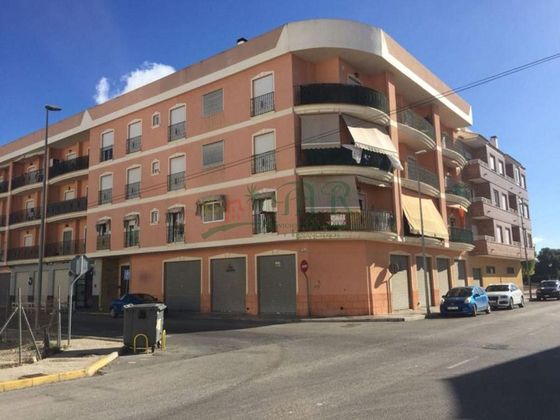 Foto 1 de Venta de piso en Almoradí de 3 habitaciones con garaje y balcón