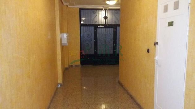 Foto 2 de Venta de piso en Almoradí de 3 habitaciones con garaje y balcón