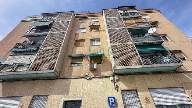Foto 1 de Venta de piso en calle Mestre Parra de 2 habitaciones con ascensor