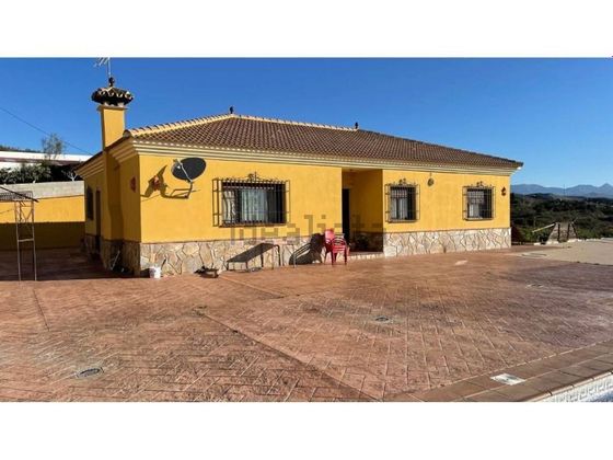 Foto 2 de Casa rural en venda a Benajarafe – Almayate de 3 habitacions amb terrassa i piscina