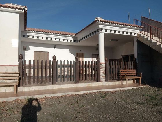 Foto 1 de Casa rural en venda a Benajarafe – Almayate de 3 habitacions amb terrassa