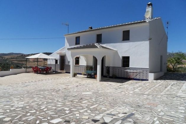 Foto 1 de Casa en venda a Almogía de 6 habitacions amb terrassa i piscina