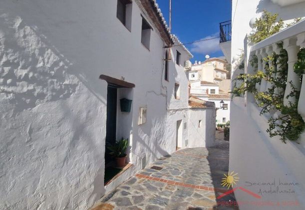Foto 1 de Casa en venda a calle Baja de 3 habitacions amb terrassa i aire acondicionat
