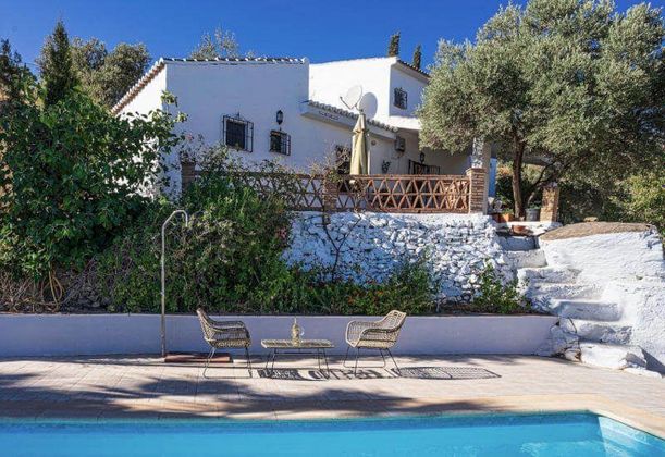 Foto 1 de Casa en venda a Canillas de Aceituno de 2 habitacions amb terrassa i piscina