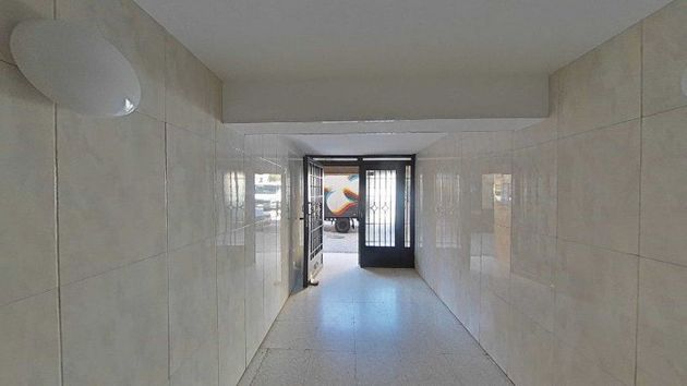 Foto 1 de Venta de piso en Simancas de 2 habitaciones con calefacción y ascensor