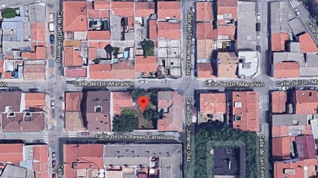 Foto 1 de Venta de terreno en calle Doctor Marañon de 217 m²