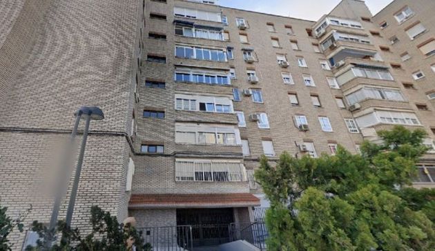 Foto 2 de Venta de piso en calle De Simón Hernández de 4 habitaciones con ascensor