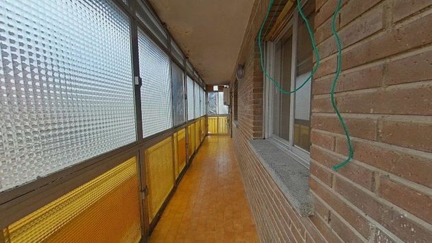 Foto 1 de Pis en venda a calle Del Plátano de 2 habitacions amb terrassa i balcó