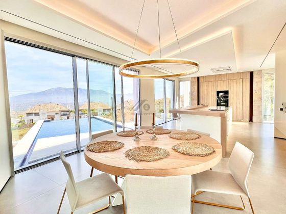 Foto 2 de Casa en venda a La Cala Mijas de 5 habitacions amb terrassa i piscina