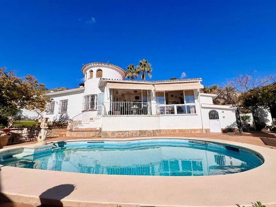 Foto 2 de Chalet en venta en Monterrey - Rancho Domingo de 4 habitaciones con terraza y piscina