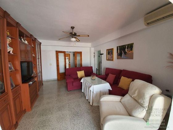 Foto 1 de Pis en venda a Centro - Puerto de Santa María (El) de 4 habitacions amb terrassa i balcó