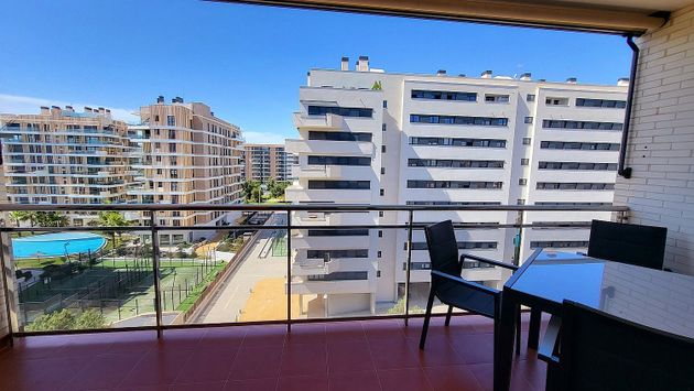 Foto 2 de Pis en lloguer a calle Músico Vicente Spiteri de 2 habitacions amb terrassa i piscina