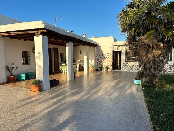 Foto 1 de Casa rural en alquiler en calle Lugar Venda D'es Forn Blanc de 5 habitaciones con terraza y piscina