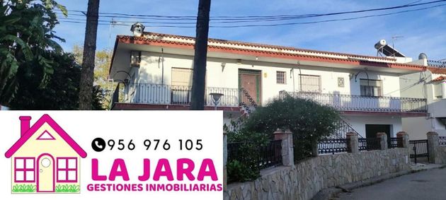 Foto 1 de Xalet en venda a El Pino-Bajo de Guía de 3 habitacions amb garatge