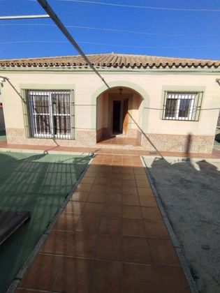 Foto 2 de Casa rural en venta en Centro-Calzada-Cabo Noval de 2 habitaciones con piscina