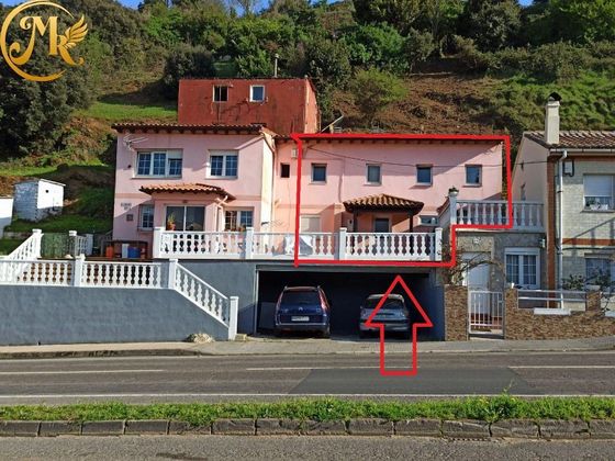 Foto 1 de Casa en venda a Peñacastillo - Nueva Montaña de 3 habitacions amb terrassa i calefacció