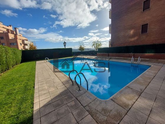 Foto 1 de Piso en venta en Buenavista - El Cristo de 2 habitaciones con terraza y piscina