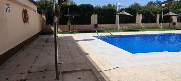 Foto 2 de Venta de chalet en Cerrado Calderón - El Morlaco de 3 habitaciones con terraza y piscina
