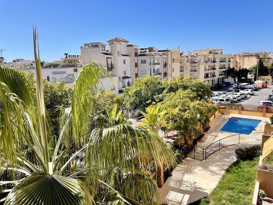 Foto 1 de Pis en venda a calle Almirante Carranza de 2 habitacions amb terrassa i piscina