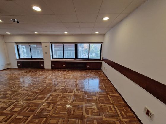 Foto 2 de Oficina en venda a Nueva España amb calefacció i ascensor