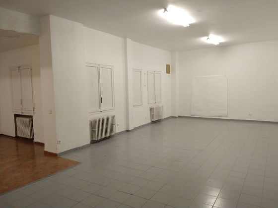 Foto 1 de Alquiler de local en calle De Galileo de 139 m²