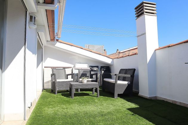 Foto 2 de Àtic en venda a Nord - Sant Andreu de 2 habitacions amb terrassa i garatge