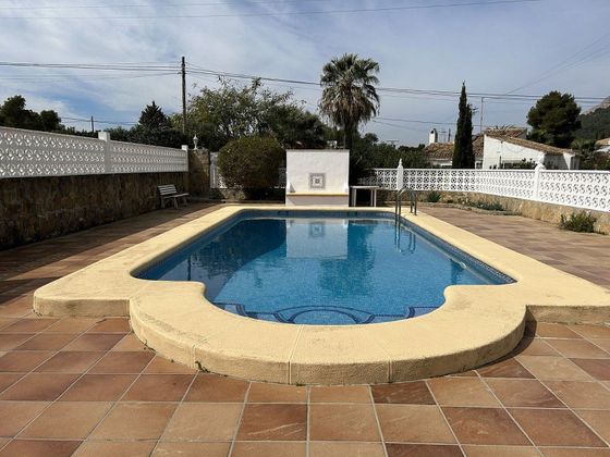 Foto 2 de Venta de chalet en Montgó - Partida Tosal de 6 habitaciones con terraza y piscina