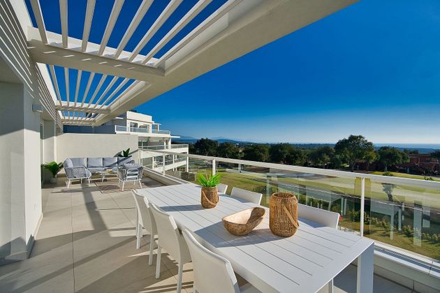 Foto 2 de Àtic en venda a Sotogrande Alto de 3 habitacions amb terrassa i piscina