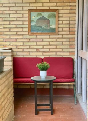 Foto 2 de Pis en lloguer a calle Santa Cruz de Ardoi de 3 habitacions amb terrassa i piscina