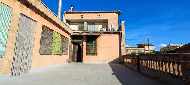 Foto 1 de Casa en venda a paseo Ramon Vall de 8 habitacions amb terrassa i garatge