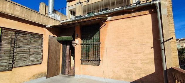 Foto 2 de Casa en venta en paseo Ramon Vall de 8 habitaciones con terraza y garaje